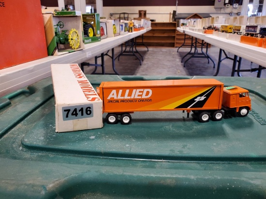 Winross Truck Tractor With Van Trailer