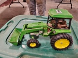 Toy Tractor John Deere  Cab Loader Tractor