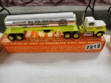 Winross Truck Tractor With Tank Trailer