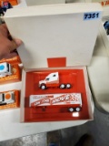 Winross Truck Tractor With Van Trailer