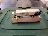 Winross Truck Tractor With Van Trailer