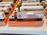 Winross Truck Tractor With Van Trailer