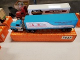 Winross Truck Tractor With Van Trailer