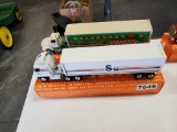 Winross Truck Tractor With Van Trailer
