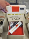 Winross Truck Tractor With Van Trailer