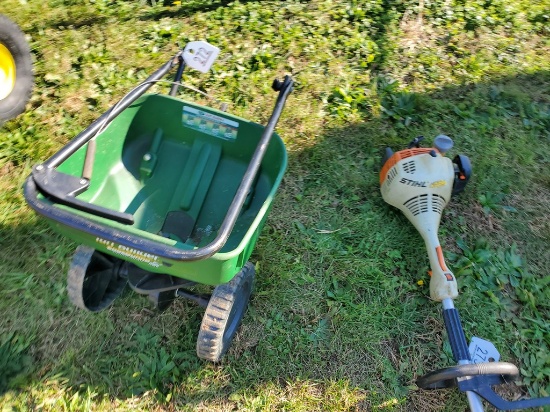 Scotts  Push Spreader