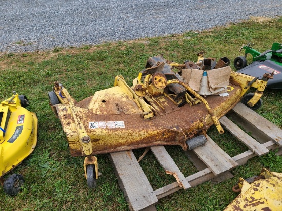 John Deere  Mower Deck
