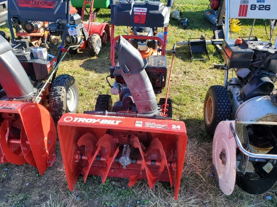 Troybilt Storm 2410  Snow Blower