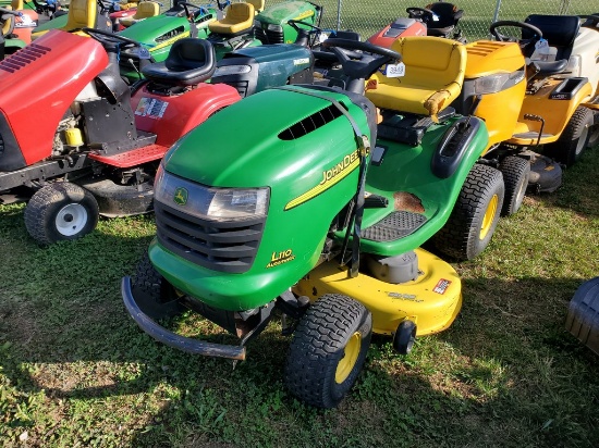 2004 John Deere L110 Riding Tractor 'AS-IS'