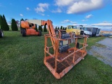 JLG 660SJ Manlift 'Runs & Operates'