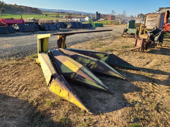 John Deere  Corn Head