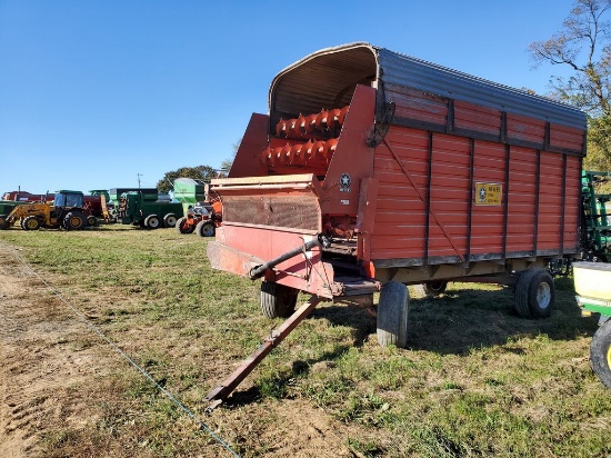 Meyers  Forage Wagon