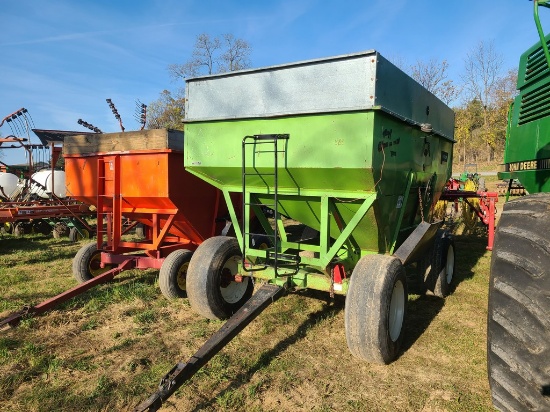 Parker 2600 Gravity Bin Wagon