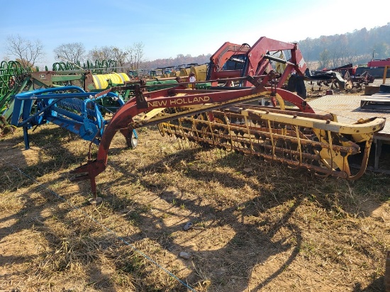 New Holland 256 Bar Rake