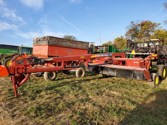 2013 New Holland H7450 Discbine
