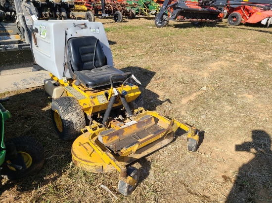1997 Walker MCGHS Front Deck Tractor 'AS-IS'