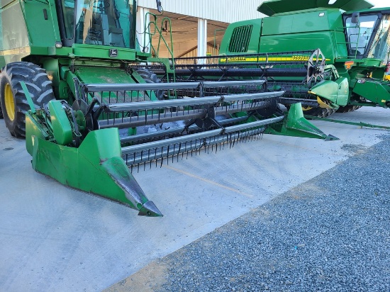 John Deere 915 Grain Platform