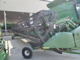 John Deere 935F Grain Platform