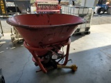 New Idea 109 Fertilizer Spreader