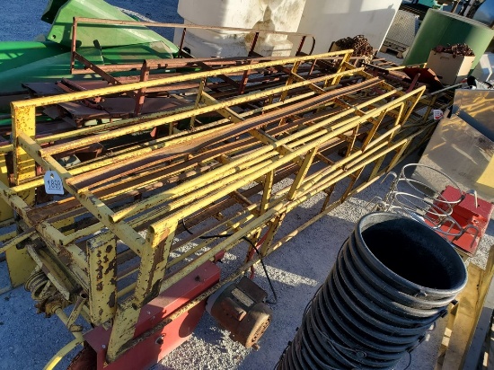 New Holland  Skeleton Elevator