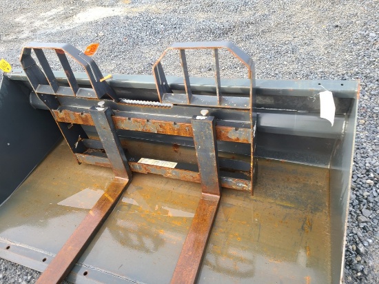 Bobcat  Pallet Forks