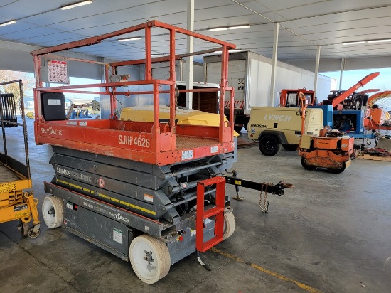 SkyJack SJIII4626 Scissors Lift 'Ride & Drive'