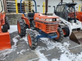 Kubota L2050 Compact Tractor 'Ride & Drive'
