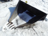 Tomahawk  Stump Bucket