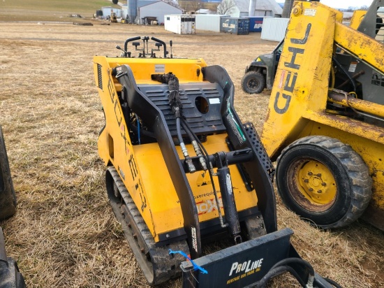 Boxer  Mini Track Skid Steer 'Runs & Operates'