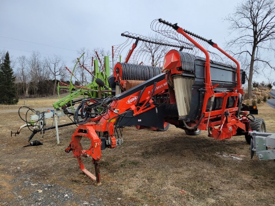 Kuhn  MM900 Merger 'Controls in the Office'