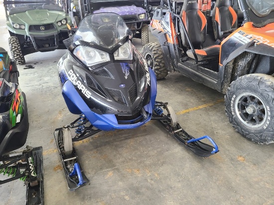 2005 Polaris  Snowmobile 'Runs Good'