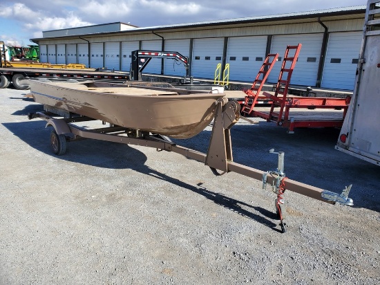 Tee Nee   Trailer with Boat 'Title in the Office'