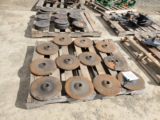 Cast Closing Wheels