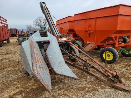 New Idea 323 Corn Picker