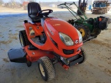 Kubota GR2110 Riding Tractor 'Ride & Drive'