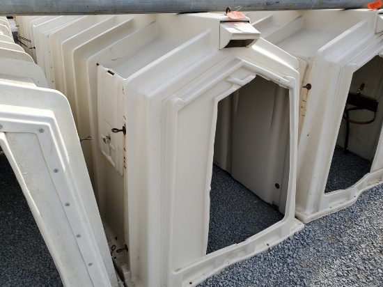 Calf-Tel  Calf Hutch