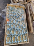 Land Honor G209 Shackles 'NEW'