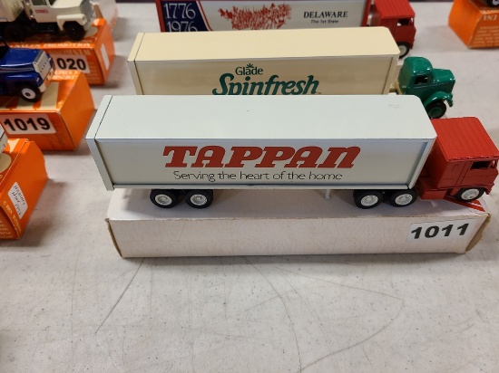 Winross Truck With Van Trailer