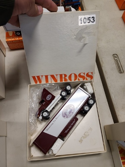Winross Truck With Van Trailer