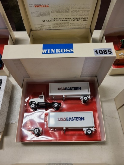 Winross Truck With Double Pup Trailers