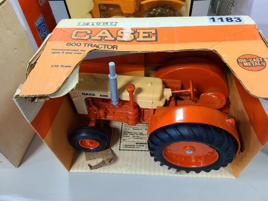 Ertl  Tractor
