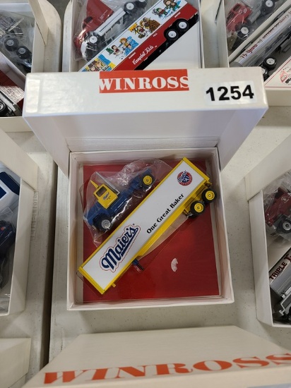 Winross Truck With Van Trailer
