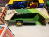Ertl  Tractor