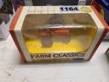 Ertl  Tractor