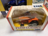 Ertl  Tractor