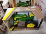 Ertl  Tractor