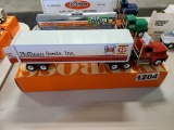 Winross Truck With Van Trailer