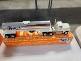 Winross Truck With Tank Trailer