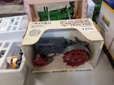 Ertl  Tractor