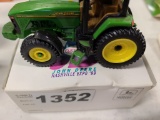 Ertl  Tractor